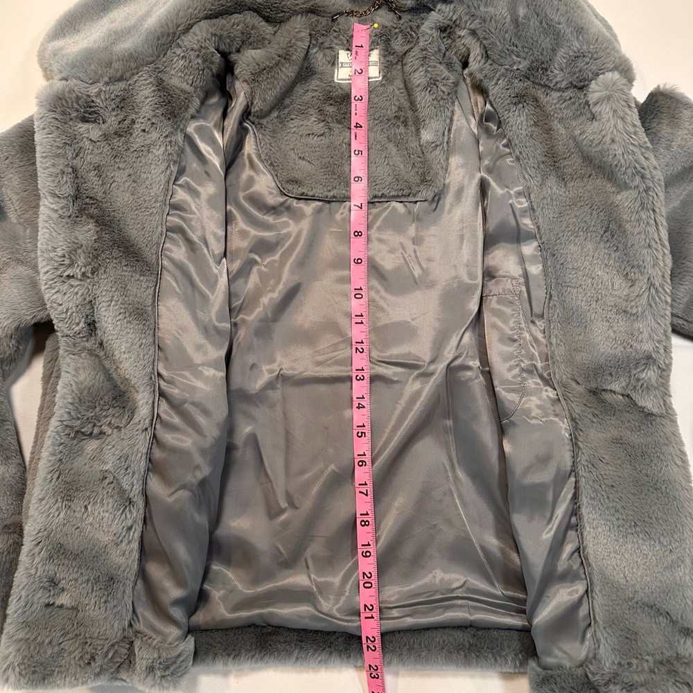 Fat Face (UK) Silver-Grey Faux Fur Jacket | Y2K Minimal Luxe Coat | US 8/ UK 12 - Picture 12 of 13